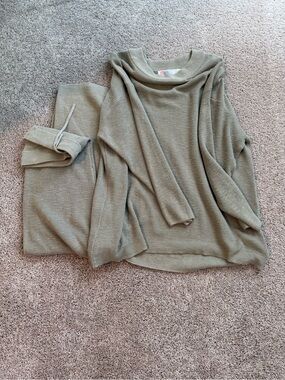 Free People Malibu Sweater and Pant set